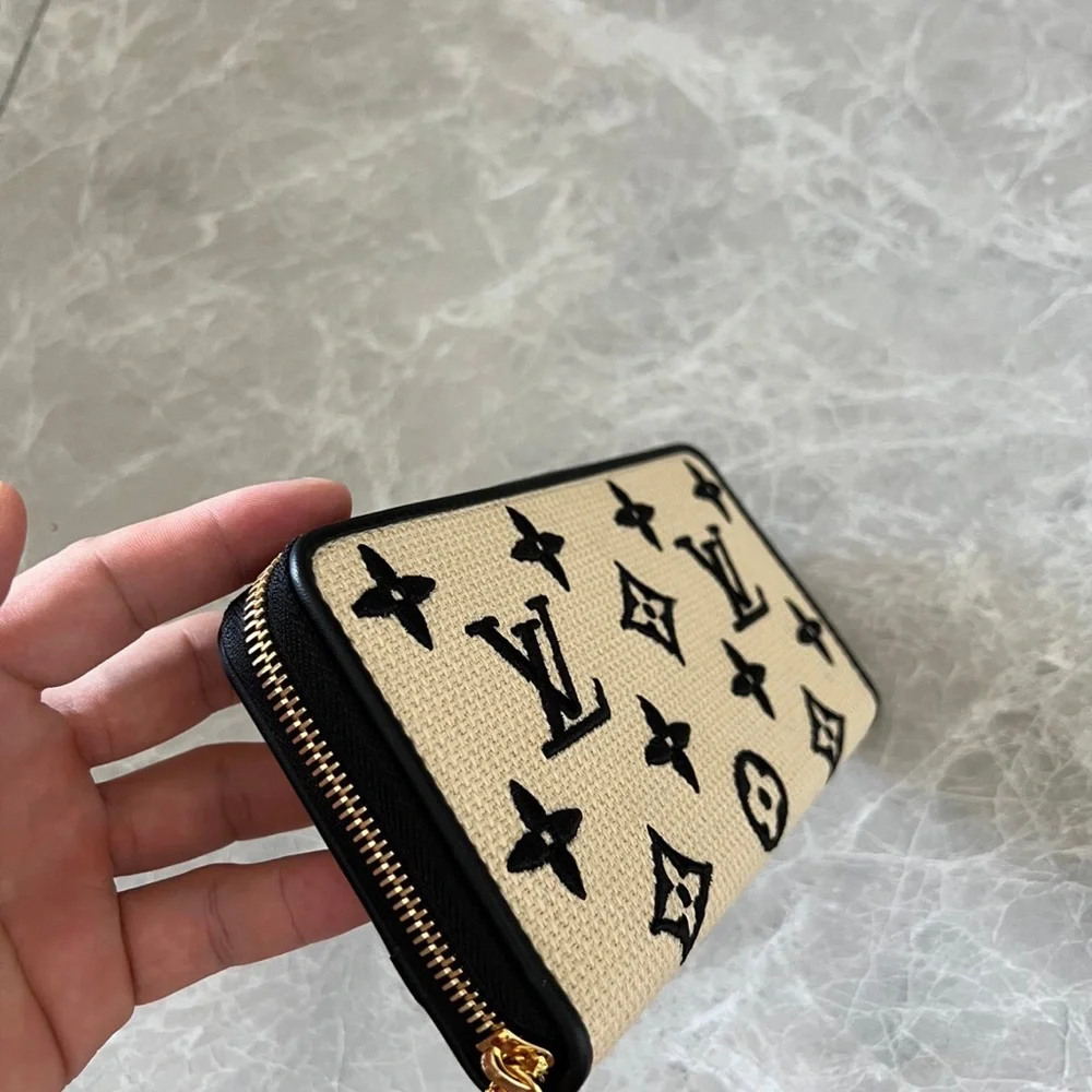 Louis Vuitton Black and Tan Monogram Wallet